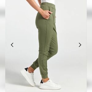 BYLT | Women's Elite+Pintuck Jogger